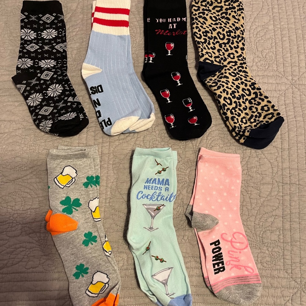 Women’s socks.  Lot of 7 pairs.  All washed but some never worn. EUC